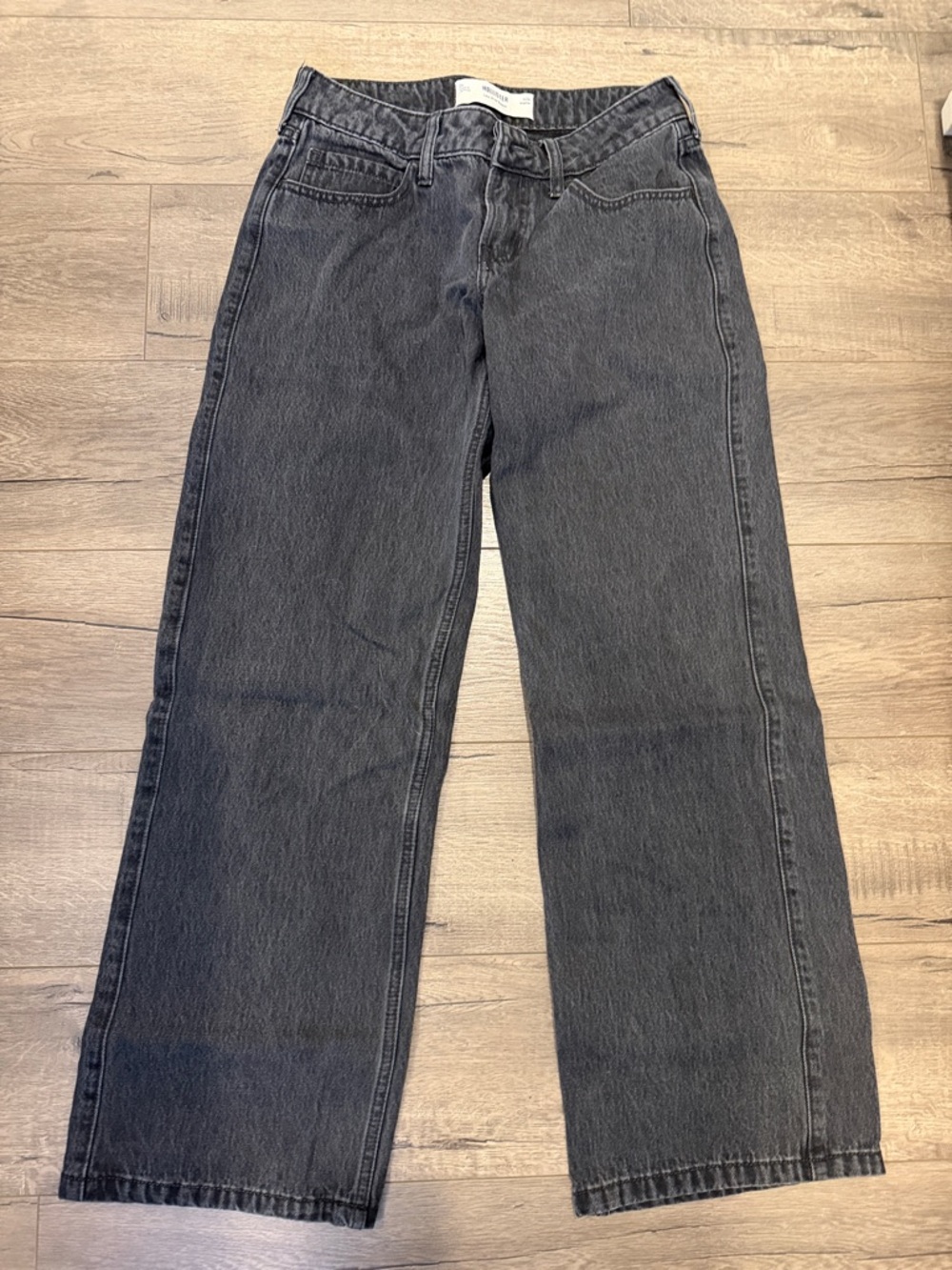 Hollister Straight-Leg Jeans in Washed Black